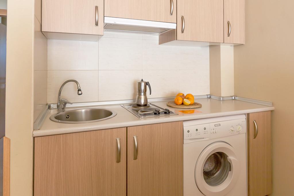 Apartamentos Mar Комилас Екстериор снимка