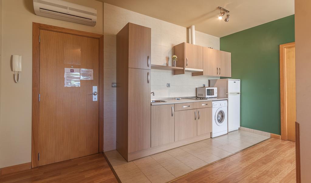 Apartamentos Mar Комилас Екстериор снимка