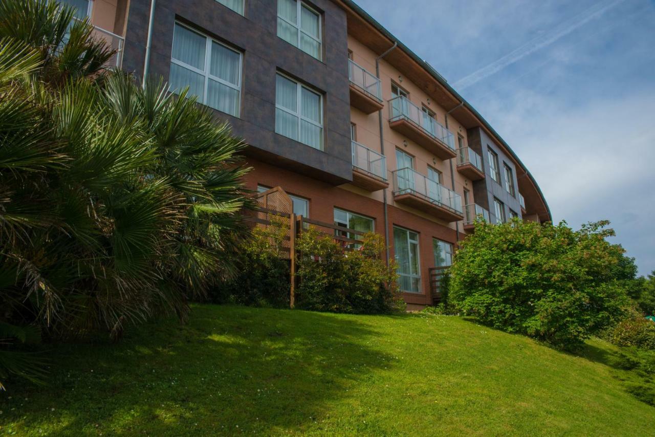 Apartamentos Mar Комилас Екстериор снимка